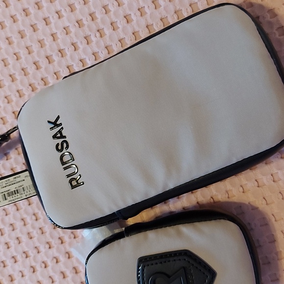 2 pieces hang phone bag and change bag - Picture 3 of 7